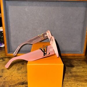 Pink Designer Sunglasses